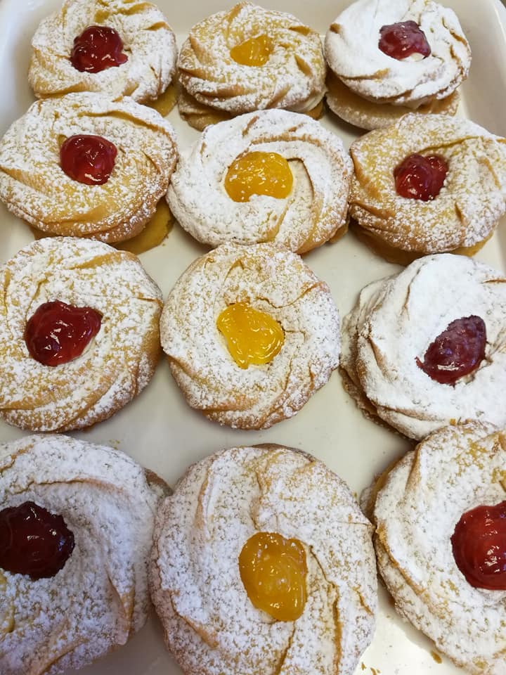 Fresh baked goods from Ellis Bakery