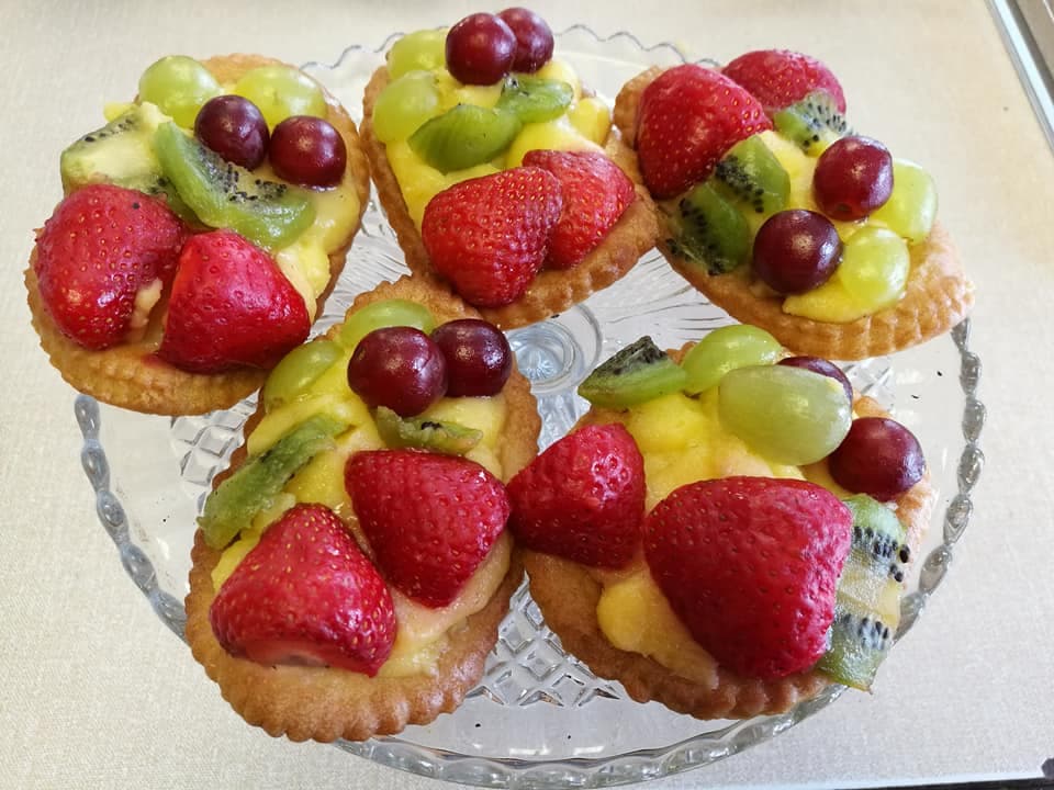 Ellis Bakery counter display
